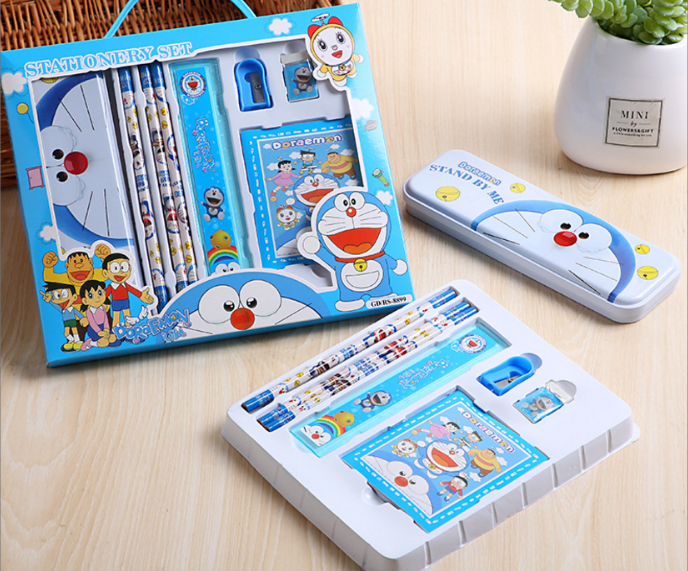 李*  家庭条件差想要一个文具礼包