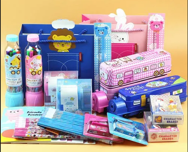 王彦* 家庭条件差 想要一个文具礼包